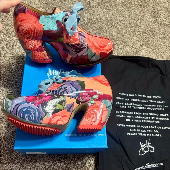 John Fluevog Shoes - John Fluevog Floral Platform Booties with box & bag, size 6.5